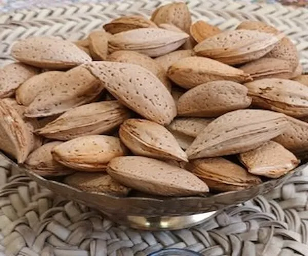 خرید مغز بادام سنگی درشت + بهترین قیمت