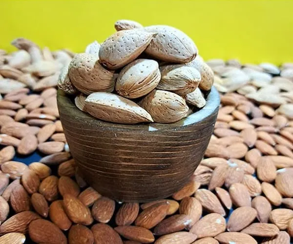 خرید مغزبادام پوست سنگی + بهترین قیمت